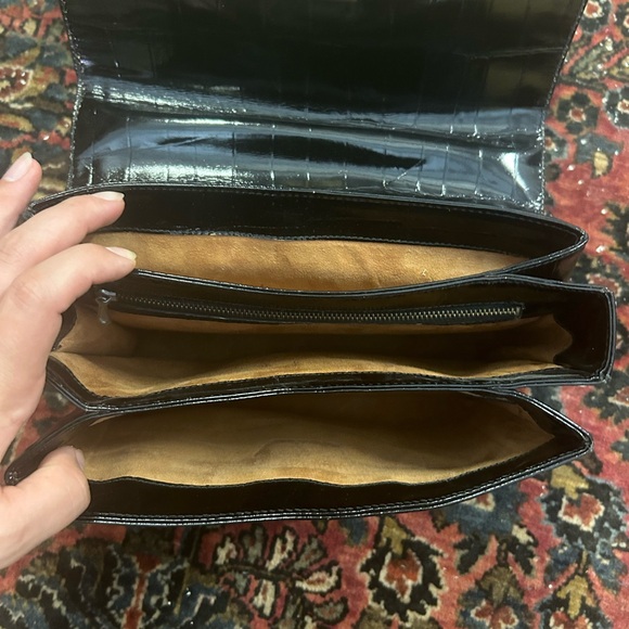 Vintage Italian Leather Handbag - Picture 4 of 7